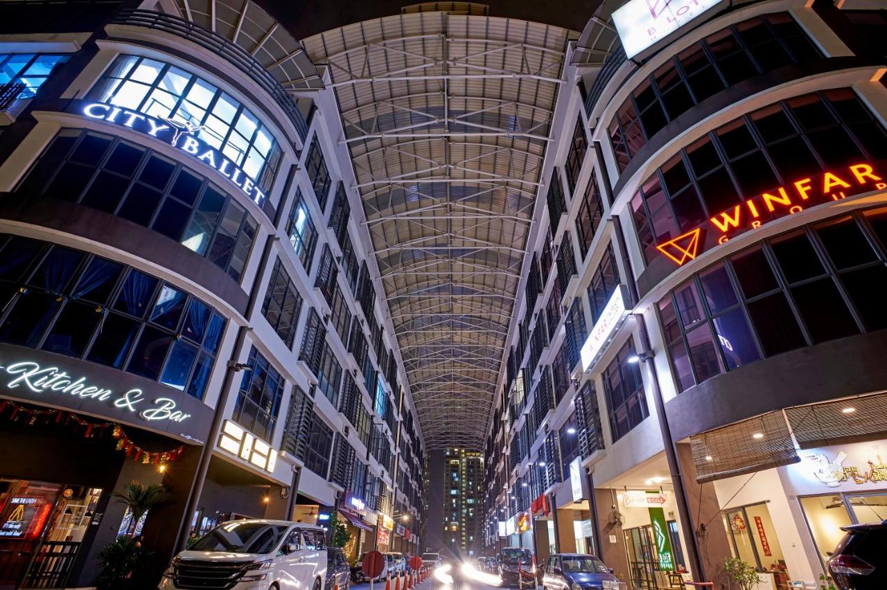 B ロット ホテル クアラルンプール エクステリア 写真